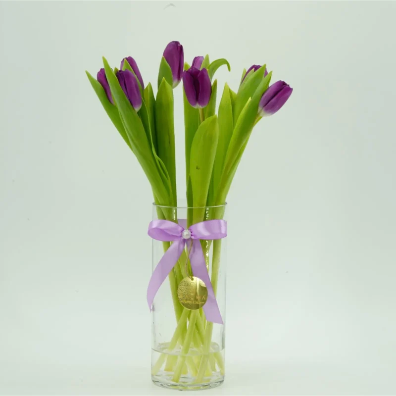 Purple Tulip Vase by Salma Flowers – Same-day delivery in Amman