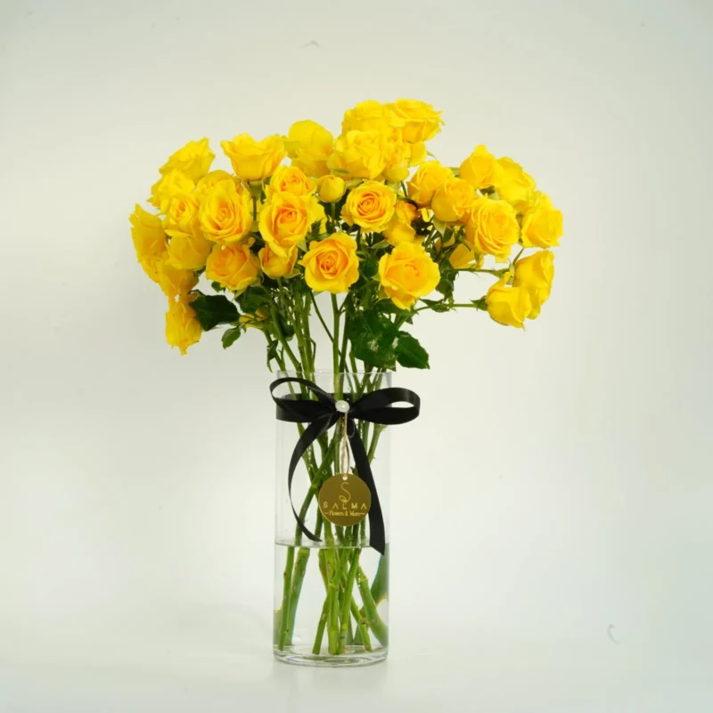 Yellow Baby Rose Vase by Salma Flowers – Same-day delivery in Amman