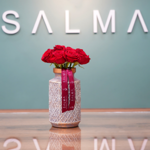Velvet Vibe - Luxury Flowers Arrangement