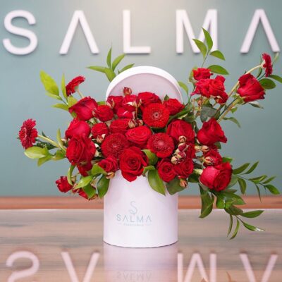 The Red Muse - Luxury Flowers Arrangement