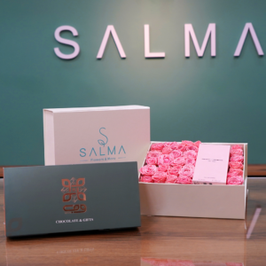The Salma Trio Narciso Rodriguez & Chocolate - Luxury Flowers Arrangement