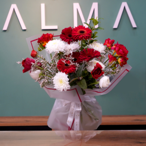 Crimson & Snow - Luxury Flowers Arrangement