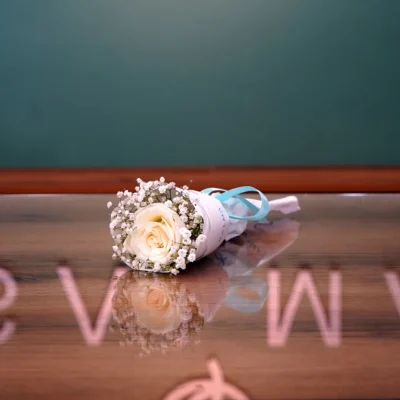 Solo Bloom - Luxury Flowers Arrangement