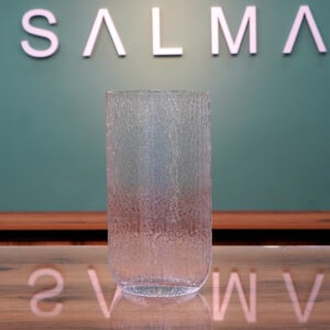 Textured clear glass vase for luxury flower bouquets in Amman.